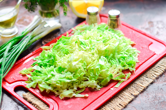 салат из капусты с огурцом рецепт фото 2